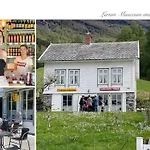 ベッド・アンド・ブレックファスト Villa Solvorn