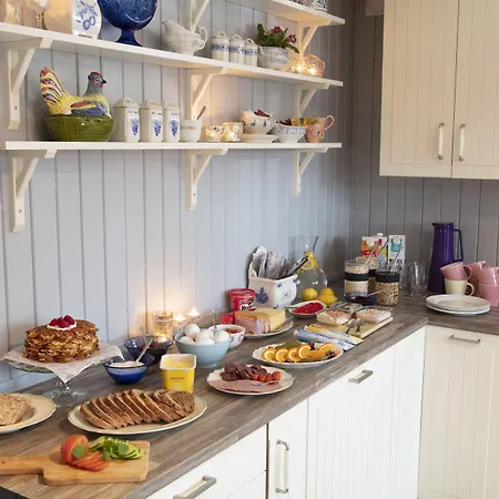 Villa Solvorn Bed & Breakfast