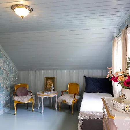 Bed & Breakfast Villa Solvorn 3*